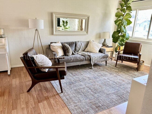 Photo - 9722 W Polk Dr