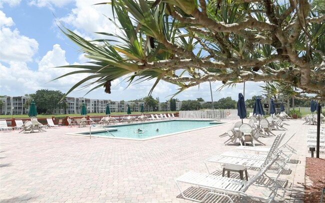Photo - 1811 Sabal Palm Dr Unidad 403