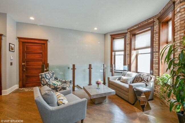 Photo - 2608 N Dayton St Unit 1S