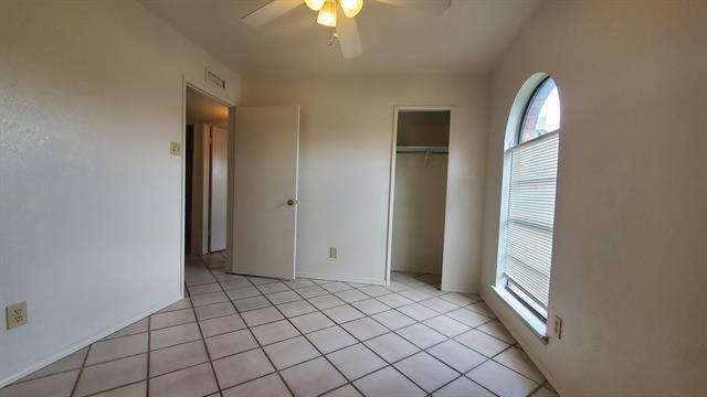 Photo - 557 Harrison Dr