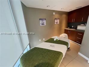 Photo - 4 br, 4.5 bath Condo - Jade Beach Unit Apt 3008