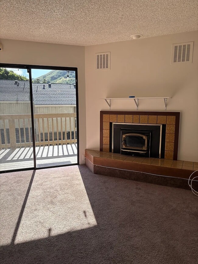 Photo - 750 Chorro St