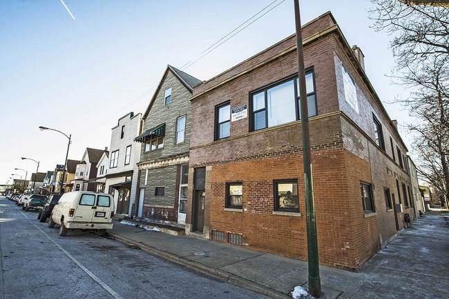 Photo - 9600 S Avenue L