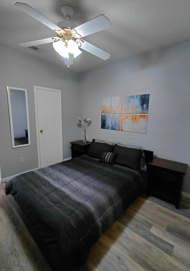 Photo - 12166 Metric Blvd Unit 318