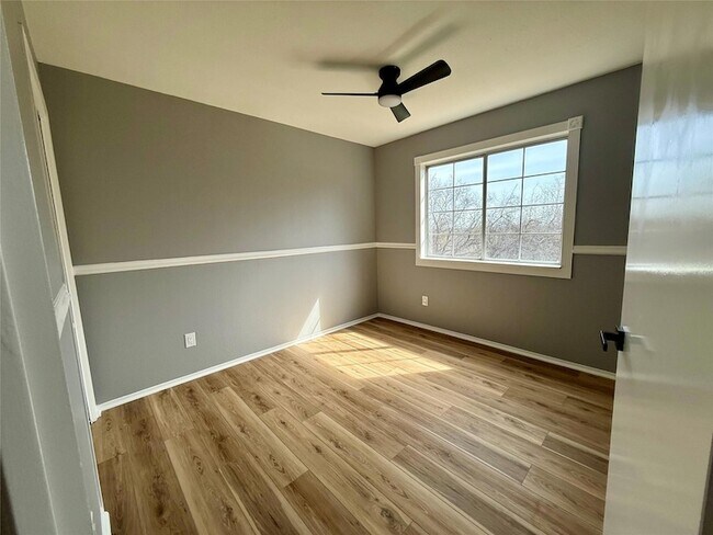 Photo - 2905 Six Gun Trail