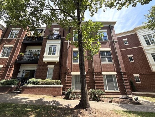 Photo - Condo in First Ward - T.R. Lawing Realty P...