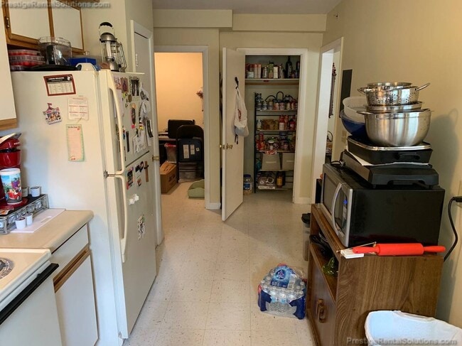 Photo - 35 Fairmount Pl Unit 2