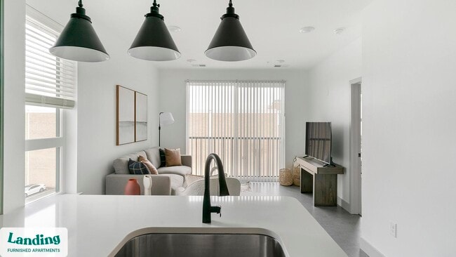 Photo - 2005 Brook Rd Unit 2-429.1398211