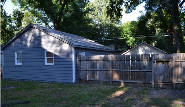 Photo - 1272 SW Mulvane St