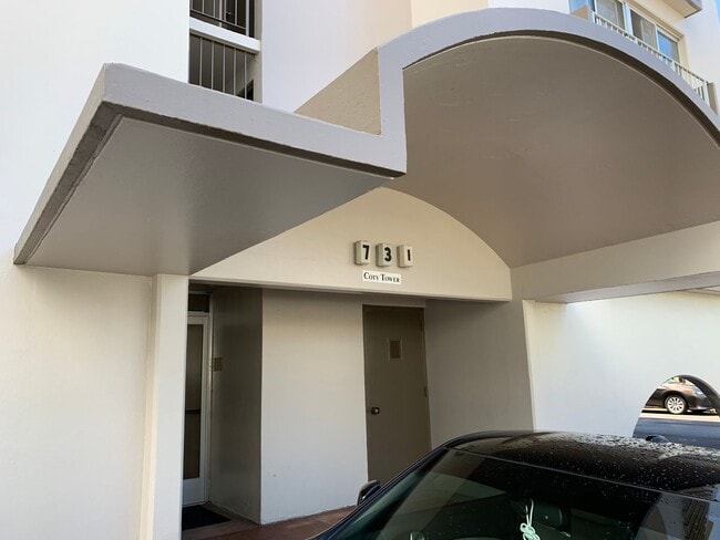 Photo - Coty Tower 2/2/1 Unit 602