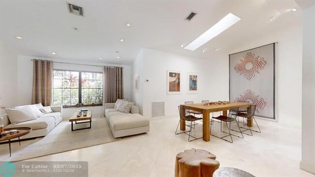 Photo - 2899 NW 26th Ave