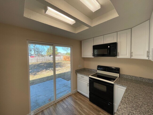 Photo - Newly Renovated 2BR/2BA Apopka Home with Spacious Fenced in Yard!!