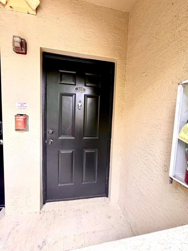 Photo - 5840 W Sample Rd Unit 303