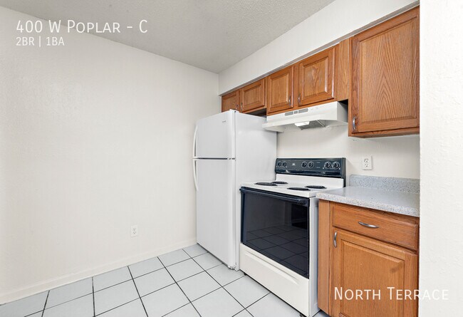 Photo - ?? Modern & Cozy 2BR in Olathe – Move-In R... Unidad C