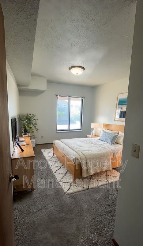 Photo - 205 E Arbor Ave
