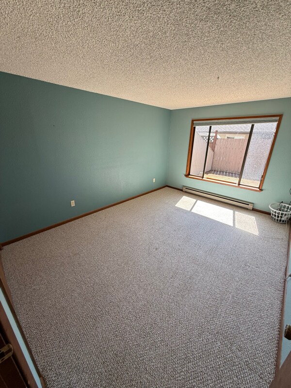 Photo - 335 Spruce St