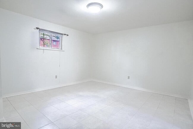 Photo - 4510 Washington Blvd Unidad B1