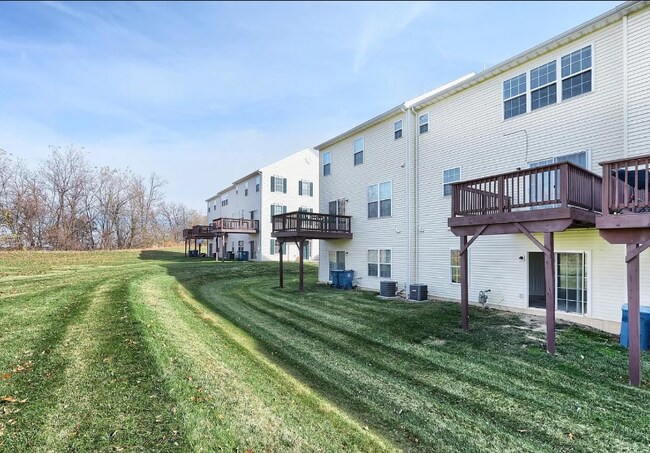 Photo - 2304 Sunny Hill Cir