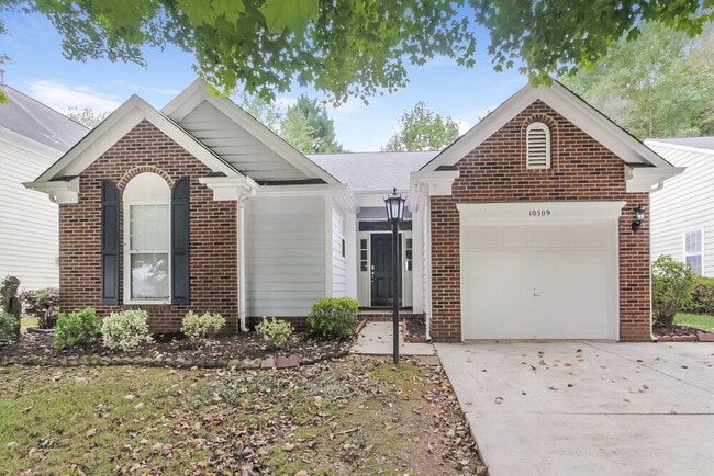 Building Photo - 10509 Brawley Ln