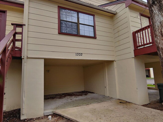 Photo - 1333 Warrior Way