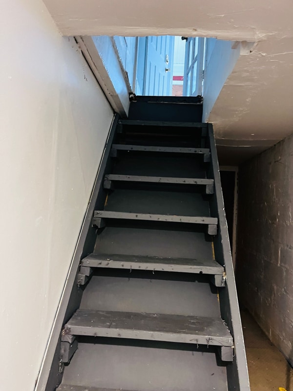 Photo - 89-45-8988 88th St