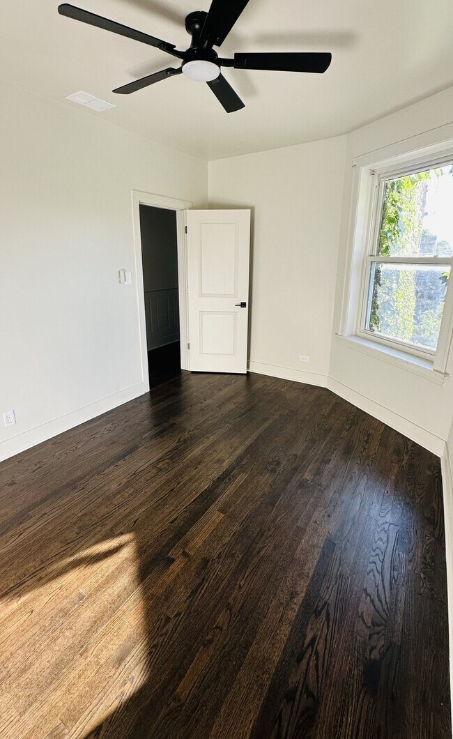Photo - 8220 S Eberhart Ave Unit 3