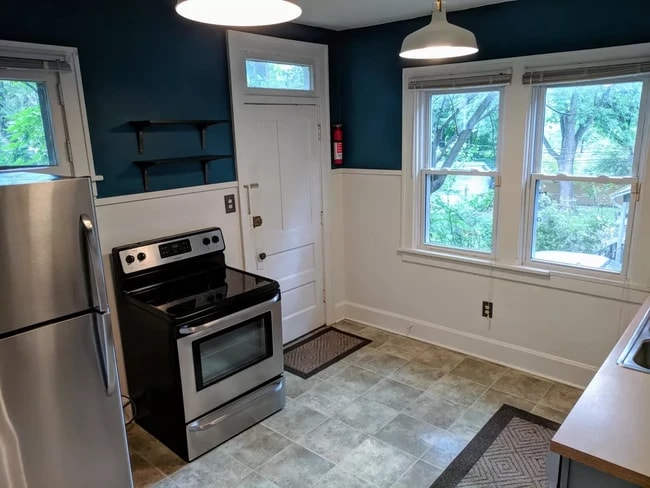 Photo - 223 E Maynard Ave