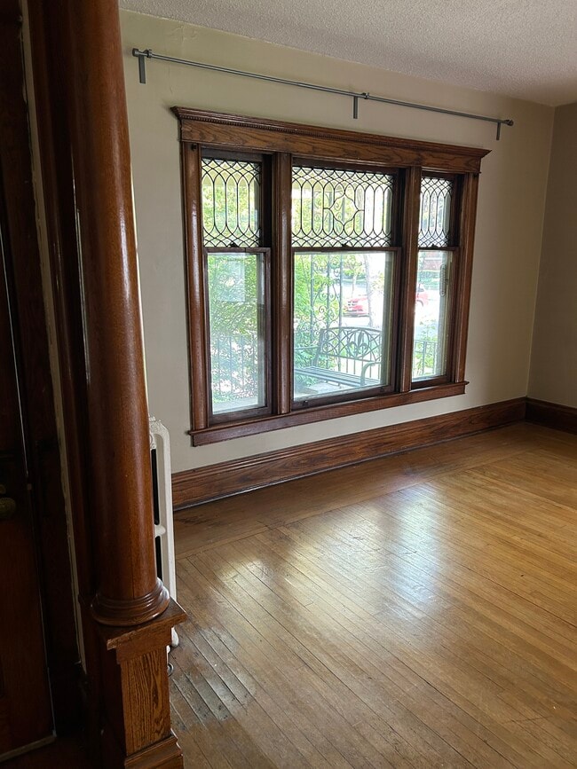 Living Room - 10 Granger Pl Unit #1