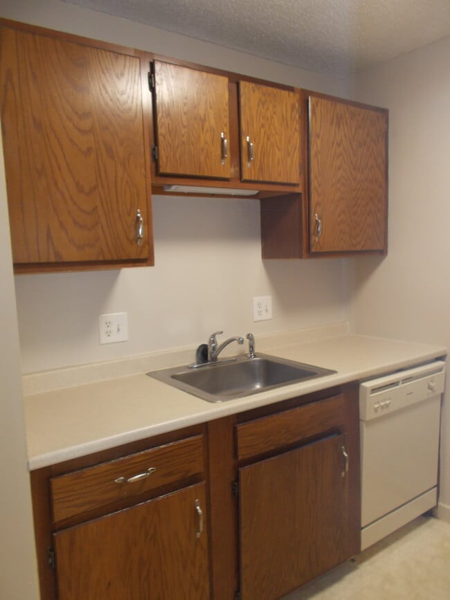 11 Saint James Pl Unit 1106
