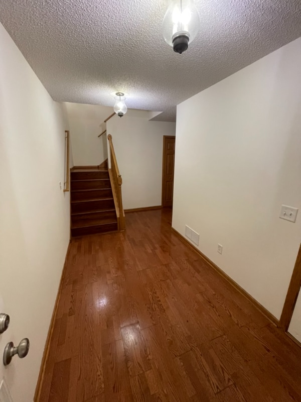 Building Photo - 6764 Meadow Grass Ln S Rental