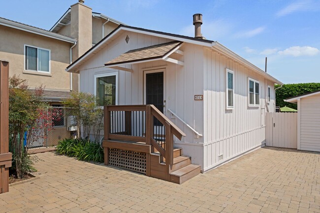 Building Photo - Charming One-Bedroom Retreat in Santa Barb... Rental