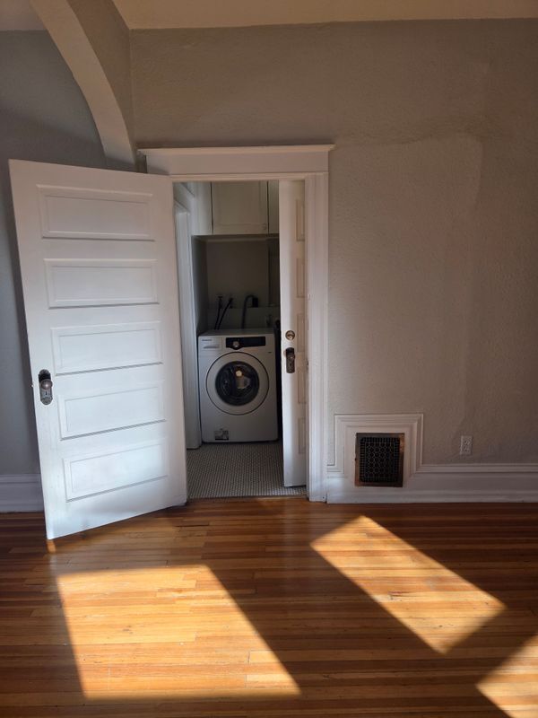 Photo - 2 Pennsylvania St