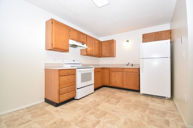Photo - Top floor apartment! Close to MSU and downtown! Unit 63