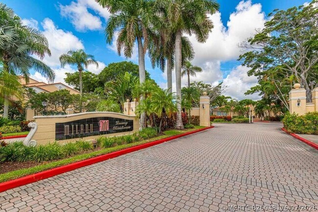 Building Photo - 1743 Village Blvd Unit 205
