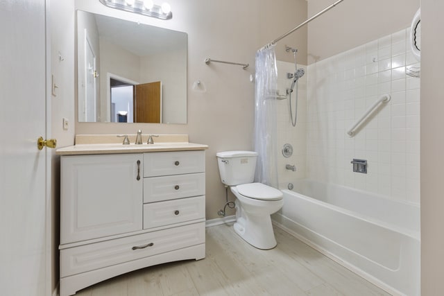 Photo - 1505 Commodore Ct