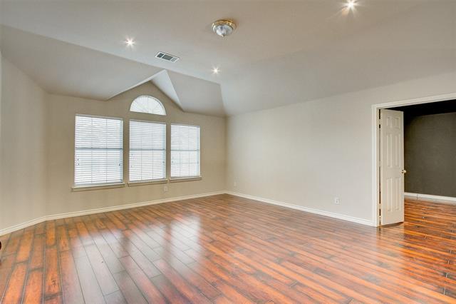 Photo - 705 Sundown Way