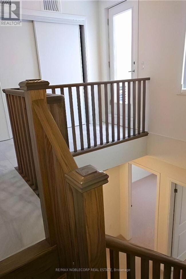 Photo - 155 William Duncan Rd