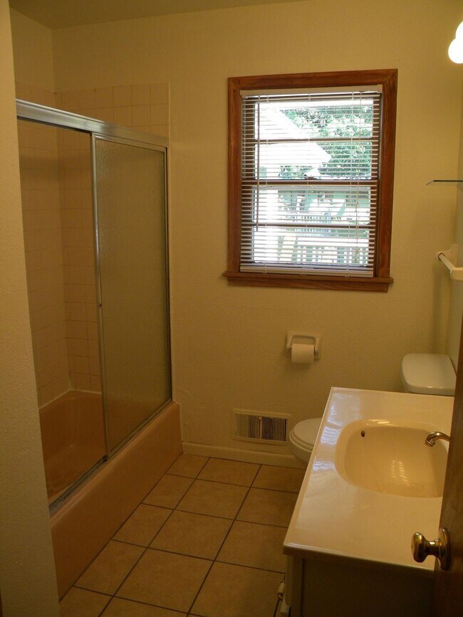 Photo - 2905-32ND Unit HOUSE