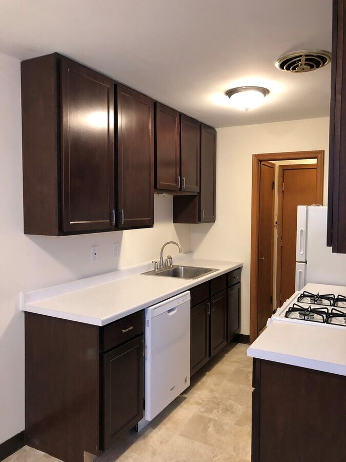 1001/15 East 66th St. - 1001/15 East 66th St. Apartments