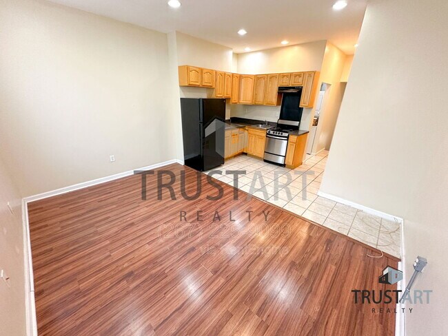 Photo - 3042 N 15th St Unidad 2