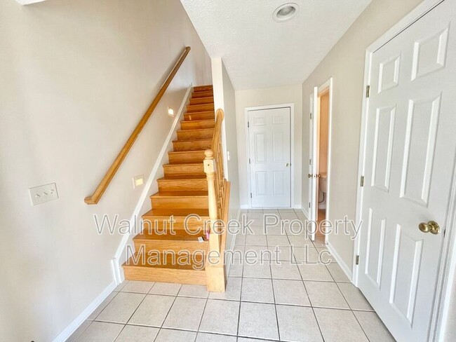 Photo - 359 California Ave