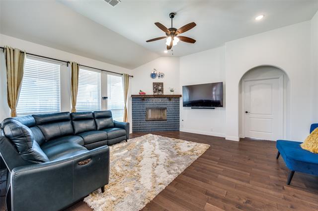 Photo - 1616 George Ln