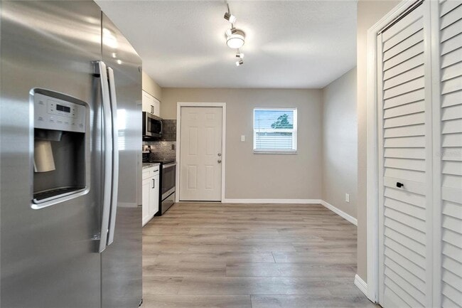 Photo - 1462 Cleveland St