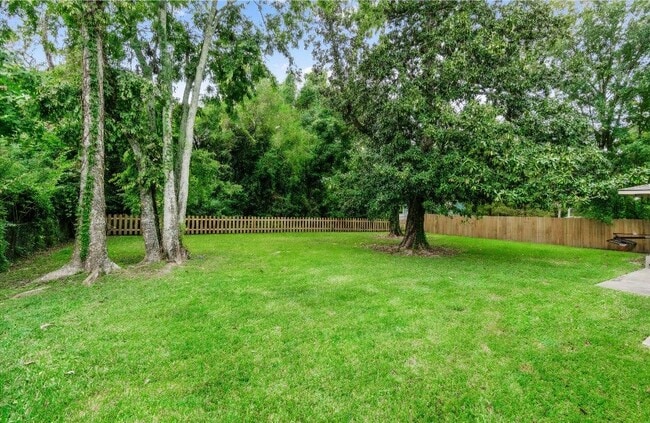Photo - 5574 Houston Dr