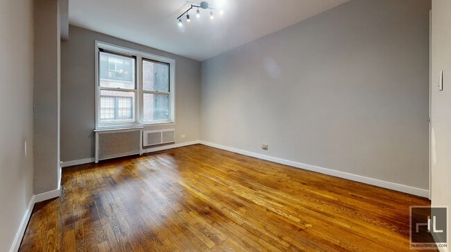 Photo - EAST 58th STREET Unidad 2EF