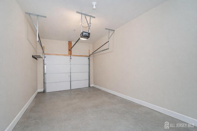 Photo - 307 Peyton Pl