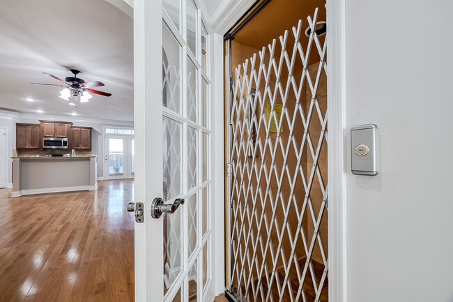 Photo - Spacious 4BR Townhome with Elevator in the Heart of Pooler