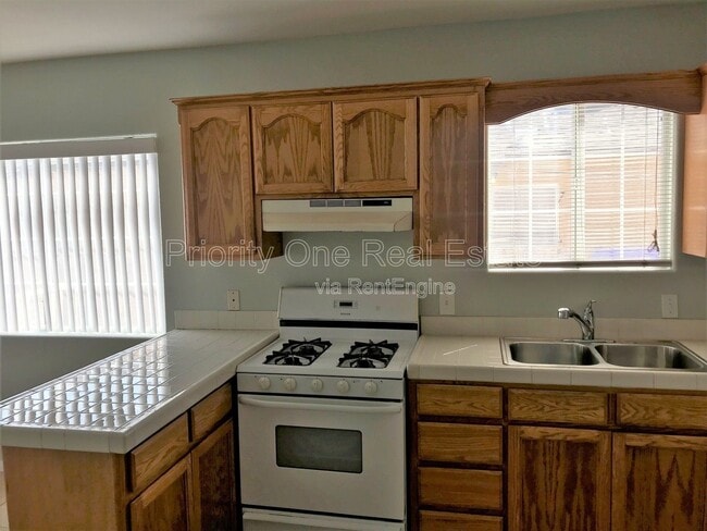 Photo - 4366 36th St