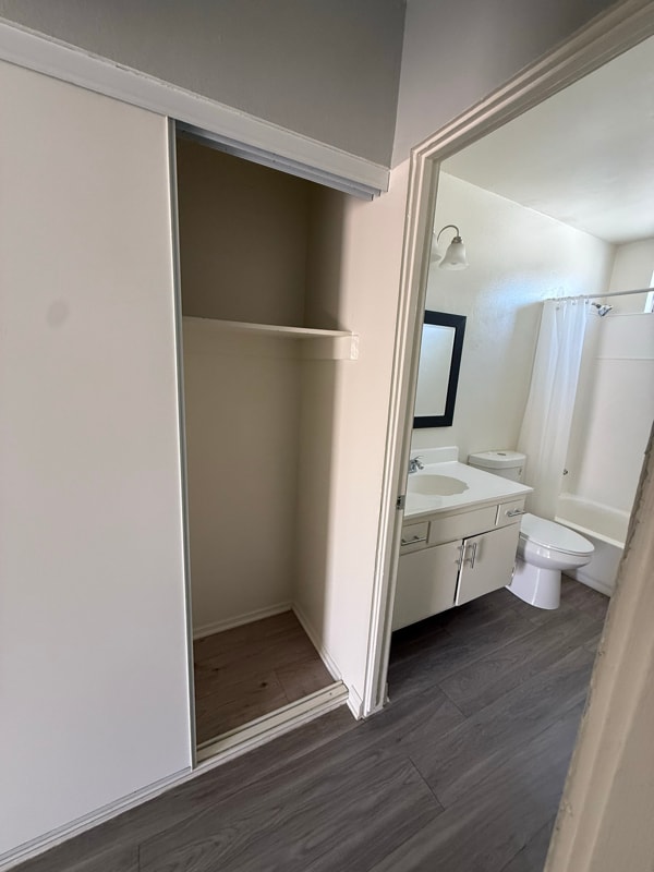 Photo - 8834 Topanga Canyon Blvd Unidad 29