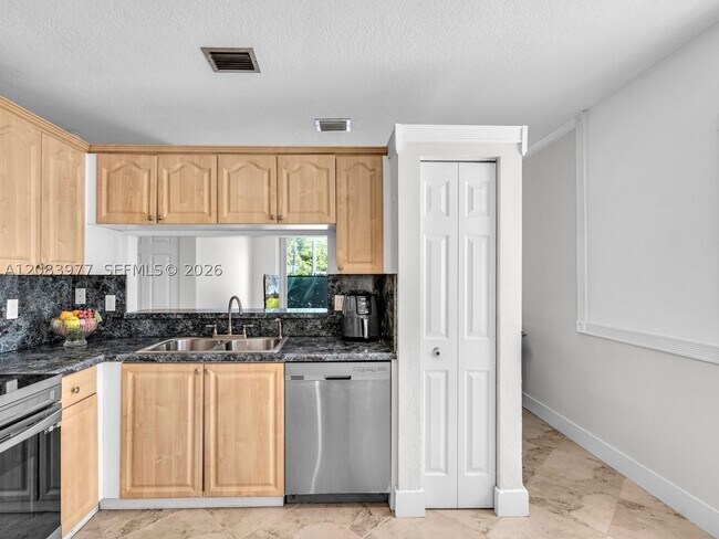 Photo - 15037 SW 50th Ct